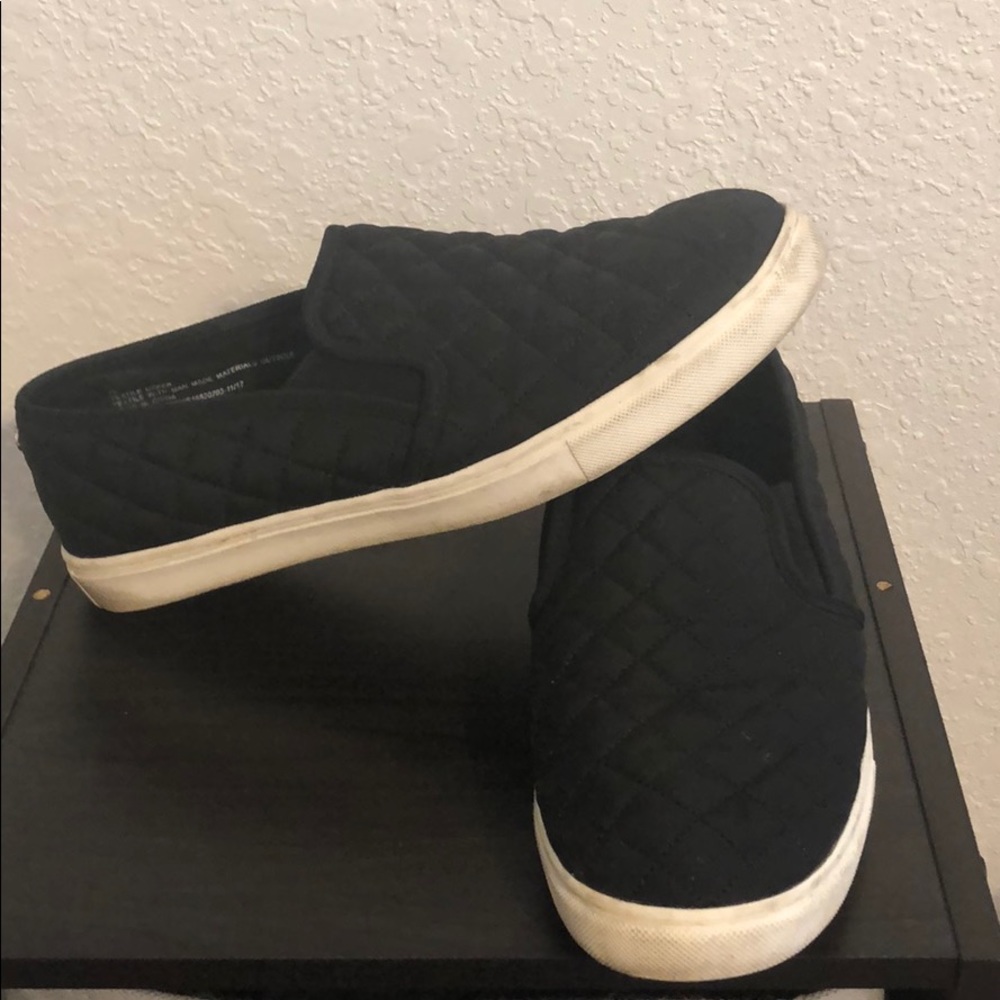 Mossimo flats